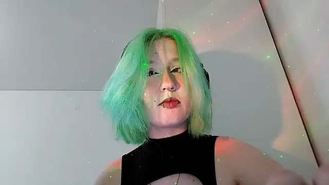 Snapshot of HunXena chatting on May 17, 2026, 3:19 pm HunXena online show from May 17, 2026, 3:19 pm