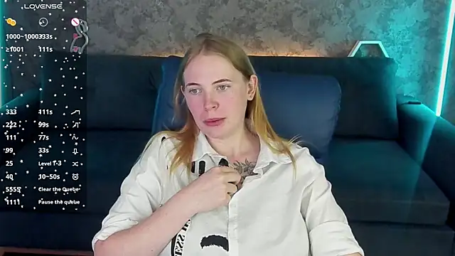 Snapshot of NikkyReyyy chatting on May 17, 2026, 2:35 pm NikkyReyyy online show from May 17, 2026, 2:35 pm