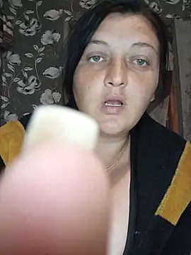 Snapshot of Angelina9612 chatting on June 3, 2026, 6:57 pm Angelina9612 online show from June 3, 2026, 6:57 pm