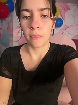 Stefany LS online show from June 26, 2026, 1:04 pm