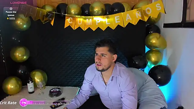 Snapshot of Ryan_evannss_ chatting on July 7, 2026, 12:42 pm Ryan evannss online show from July 7, 2026, 12:42 pm
