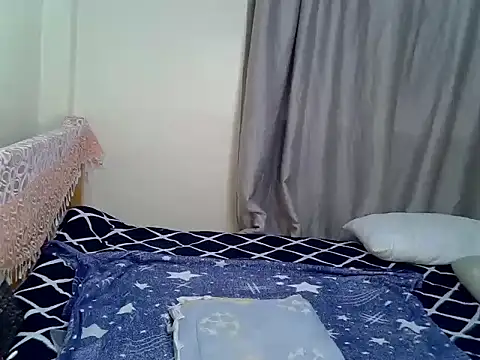 Snapshot of Sexxyjey chatting on June 1, 2026, 11:12 am Sexxyjey online show from June 1, 2026, 11:12 am