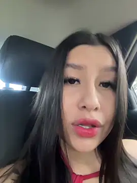 Snapshot of Luisa_Madrid chatting on May 17, 2026, 5:31 pm Luisa Madrid online show from May 17, 2026, 5:31 pm