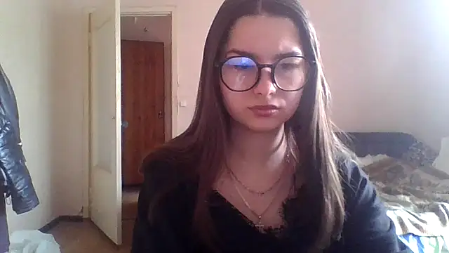 Snapshot of Bellochka201 chatting on June 4, 2026, 8:42 am Bellochka201 online show from June 4, 2026, 8:42 am