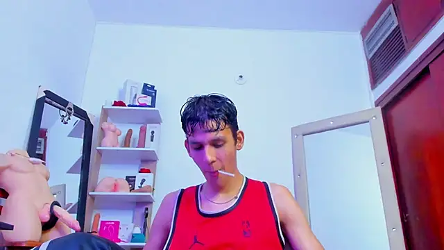 Snapshot of my_temptation_Dante_hot chatting on June 7, 2026, 7:06 pm my temptation Dante hot online show from June 7, 2026, 7:06 pm
