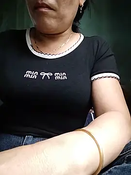 Snapshot of Nelly_x chatting on June 11, 2026, 3:26 am Nelly x online show from June 11, 2026, 3:26 am