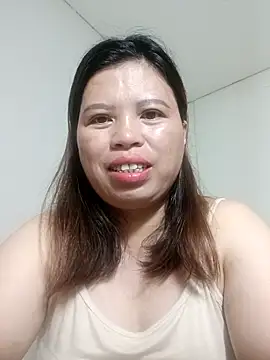 Snapshot of -Yeyi- chatting on June 6, 2026, 11:09 pm -Yeyi- online show from June 6, 2026, 11:09 pm
