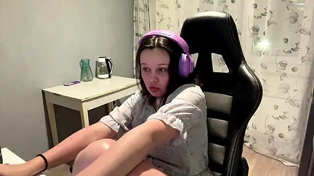 Snapshot of Stasiabk chatting on June 18, 2026, 6:01 pm Stasiabk online show from June 18, 2026, 6:01 pm