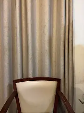 Snapshot of Juliywant chatting on May 15, 2026, 3:41 pm Juliywant online show from May 15, 2026, 3:41 pm