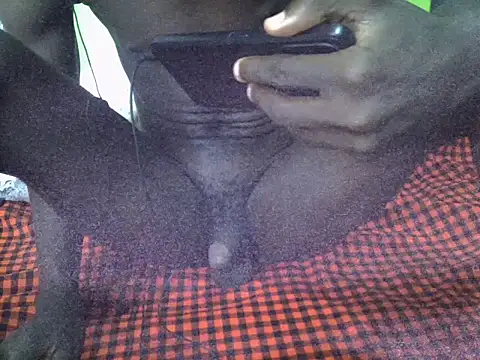 Snapshot of Black_berry_22 chatting on July 3, 2026, 12:44 pm Black berry 22 online show from July 3, 2026, 12:44 pm
