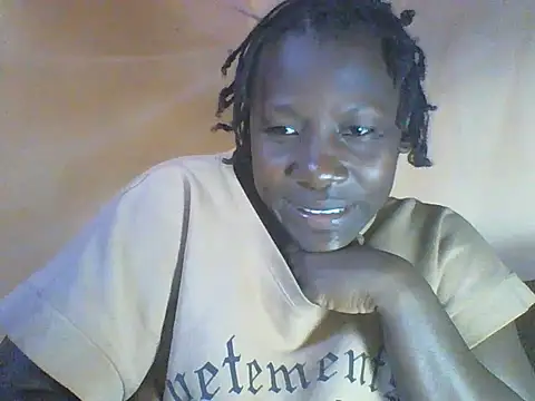 Snapshot of Lovely-baby9 chatting on July 7, 2026, 6:47 am Lovely-baby9 online show from July 7, 2026, 6:47 am