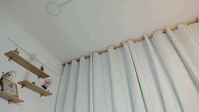 Snapshot of Ayanaa_Ebony_ chatting on June 29, 2026, 11:21 am Ayanaa Ebony online show from June 29, 2026, 11:21 am