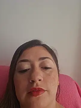 Snapshot of Sira-Phone chatting on May 21, 2026, 1:07 pm Sira-Phone online show from May 21, 2026, 1:07 pm