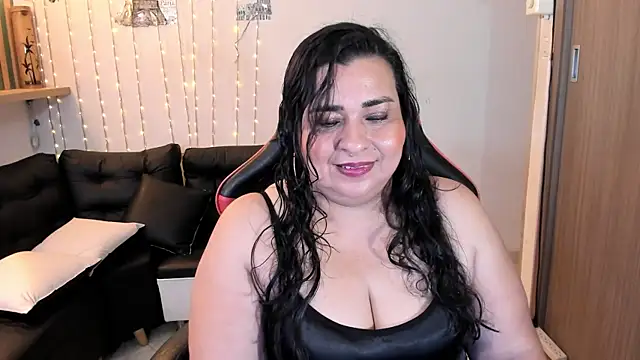Snapshot of katiusca_rm chatting on July 20, 2026, 8:22 pm katiusca rm online show from July 20, 2026, 8:22 pm