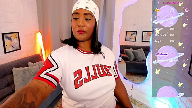 alison daniels  online show from September 23, 2025, 5:32 am