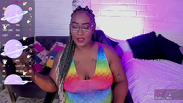 alison daniels  online show from April 14, 2026, 12:55 pm