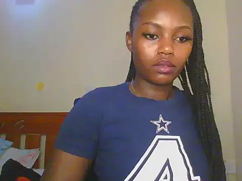 Snapshot of lunahit chatting on June 4, 2026, 8:53 am lunahit online show from June 4, 2026, 8:53 am