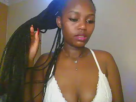 Snapshot of lunahit chatting on June 6, 2026, 9:19 pm lunahit online show from June 6, 2026, 9:19 pm