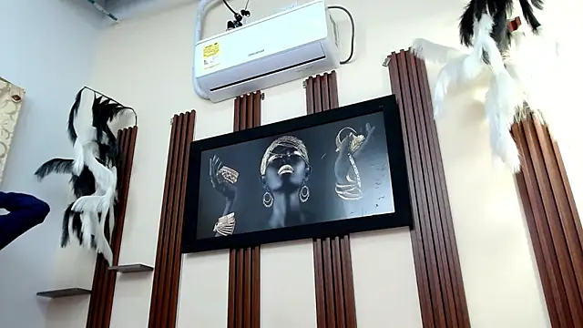 Snapshot of skinnykattylush19 chatting on June 7, 2026, 5:33 am skinnykattylush19 online show from June 7, 2026, 5:33 am