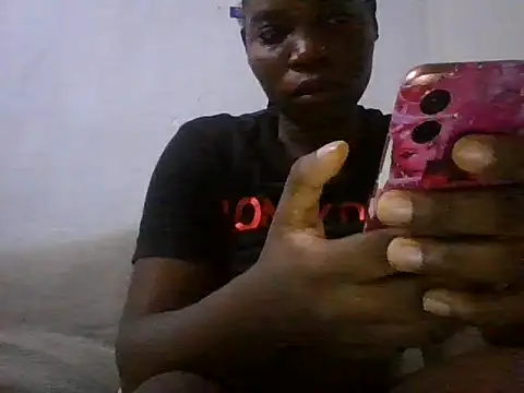 Snapshot of Mini_Charm chatting on June 28, 2026, 5:41 pm Mini Charm online show from June 28, 2026, 5:41 pm