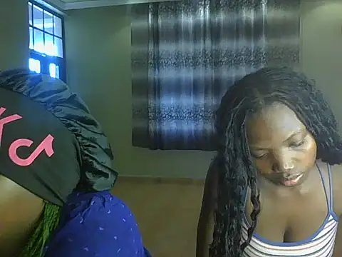 Snapshot of Mariana_150 chatting on June 10, 2026, 8:35 am Mariana 150 online show from June 10, 2026, 8:35 am