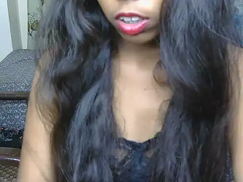 Snapshot of hoty-pihu chatting on May 25, 2026, 4:18 am hoty-pihu online show from May 25, 2026, 4:18 am