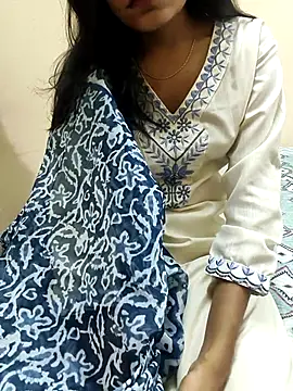 Snapshot of Shanaya_001 chatting on June 27, 2026, 5:12 am Shanaya 001 online show from June 27, 2026, 5:12 am