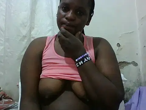 Snapshot of Hot-Perryl chatting on June 17, 2026, 11:16 pm Hot-Perryl online show from June 17, 2026, 11:16 pm