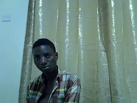 cutiebreey online show from June 30, 2026, 12:44 am