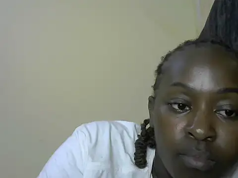 Snapshot of Daddys-girl chatting on May 16, 2026, 1:21 pm Daddys-girl online show from May 16, 2026, 1:21 pm