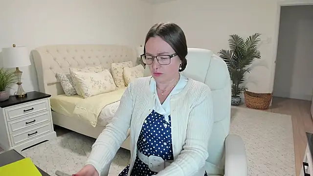 Vika73 online show from April 3, 2026, 11:08 am