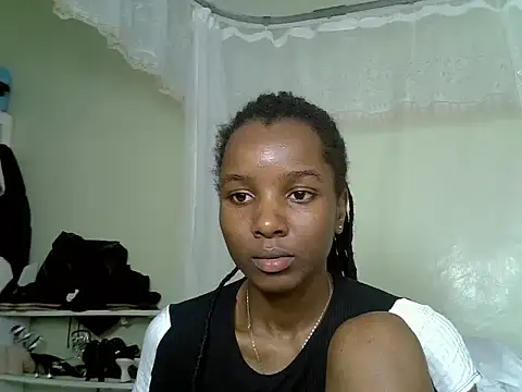Snapshot of Sexy_vylsa chatting on June 18, 2026, 4:55 pm Sexy vylsa online show from June 18, 2026, 4:55 pm