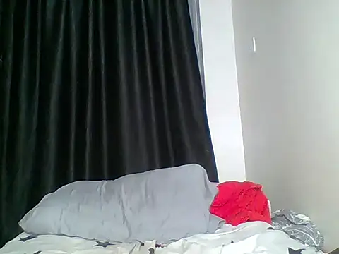 Snapshot of kee_vigin chatting on June 14, 2026, 12:41 am kee vigin online show from June 14, 2026, 12:41 am