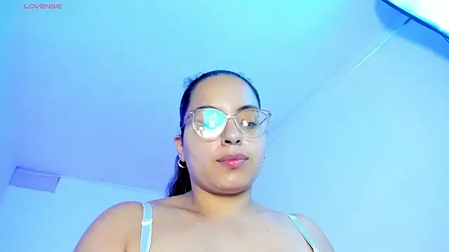 Snapshot of milkqueenboobs chatting on June 12, 2026, 3:55 pm milkqueenboobs online show from June 12, 2026, 3:55 pm