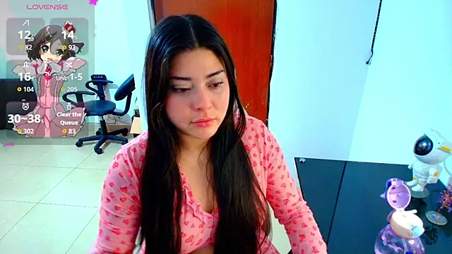 Snapshot of hanna_2026 chatting on June 16, 2026, 9:50 pm hanna 2026 online show from June 16, 2026, 9:50 pm