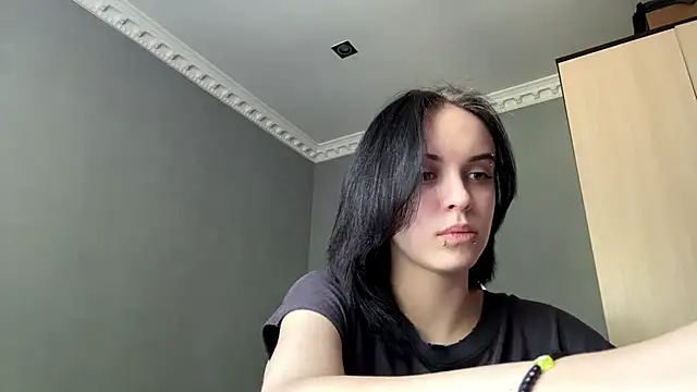 Snapshot of illiebilish chatting on May 29, 2026, 7:28 am illiebilish online show from May 29, 2026, 7:28 am