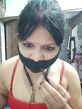 Snapshot of ZOYA-STRIP chatting on June 11, 2026, 4:16 pm ZOYA-STRIP online show from June 11, 2026, 4:16 pm
