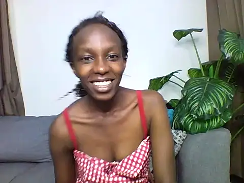 Snapshot of shaz_shy chatting on June 6, 2026, 4:28 am shaz shy online show from June 6, 2026, 4:28 am