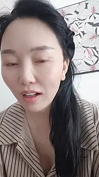 lylxili online show from June 24, 2026, 2:54 am