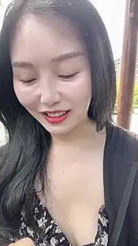 lylxili online show from July 13, 2026, 2:36 am