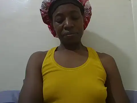 Snapshot of Eebony_Bubbly chatting on June 9, 2026, 2:50 pm Eebony Bubbly online show from June 9, 2026, 2:50 pm
