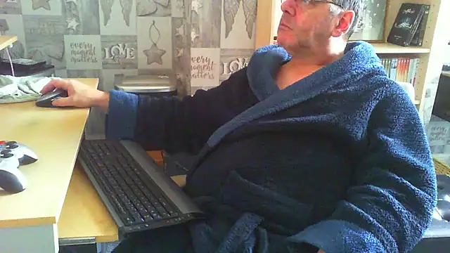 fatboy250 online show from May 19, 2026, 4:13 pm