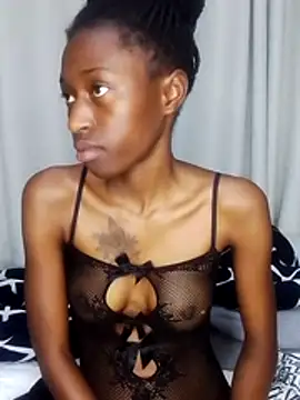 MyrahEbony online show from June 28, 2026, 8:37 pm