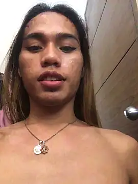 hugecock kate online show from June 15, 2026, 2:52 pm