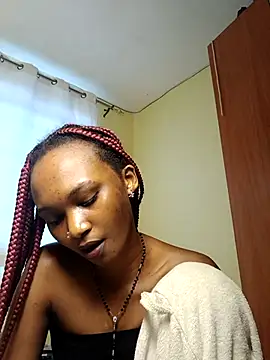 Snapshot of Sugarpie_ chatting on June 25, 2026, 5:12 am Sugarpie online show from June 25, 2026, 5:12 am