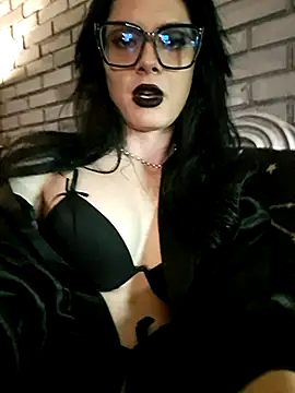 Snapshot of TransGotica chatting on May 18, 2026, 1:13 am TransGotica online show from May 18, 2026, 1:13 am