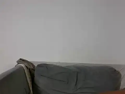 Snapshot of Sleek_petite chatting on June 1, 2026, 6:20 pm Sleek petite online show from June 1, 2026, 6:20 pm