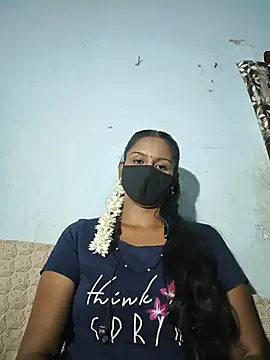 Snapshot of madhushree143 chatting on June 25, 2026, 4:45 am madhushree143 online show from June 25, 2026, 4:45 am