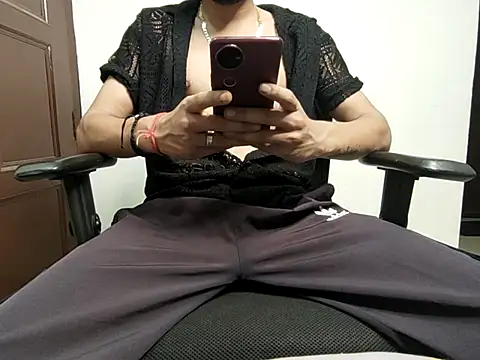 Foryoudarlingx online show from May 21, 2026, 3:52 pm