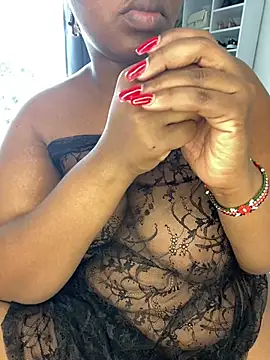 Snapshot of BIGMAMA011 chatting on June 23, 2026, 12:03 pm BIGMAMA011 online show from June 23, 2026, 12:03 pm